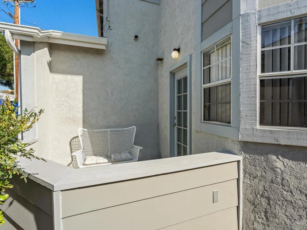 974 Sapphire Street, San Diego, California 92109 home-pic-13