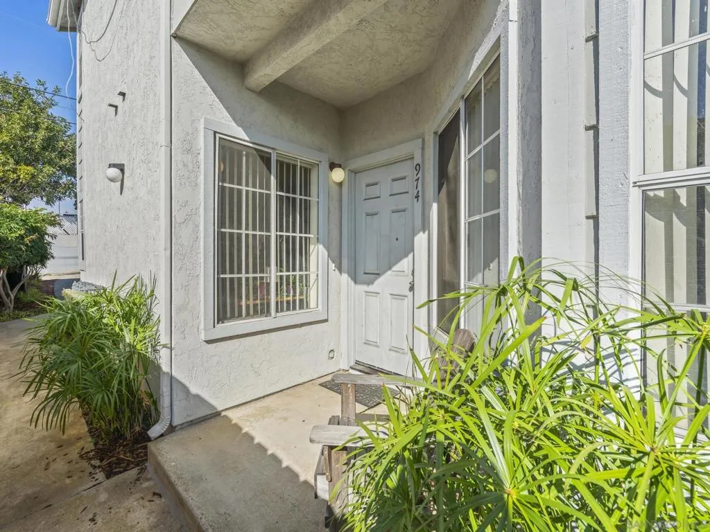 974 Sapphire Street, San Diego, California 92109 home-pic-3