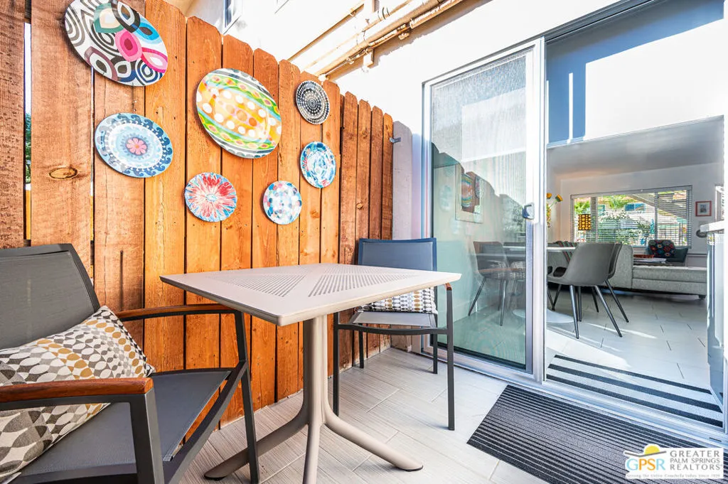 2290 S Palm Canyon Drive 103, Palm Springs, California 92264 home-pic-25