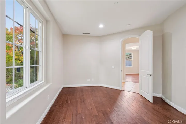 1908 Hazel Nut Court, Agoura Hills, California 91301