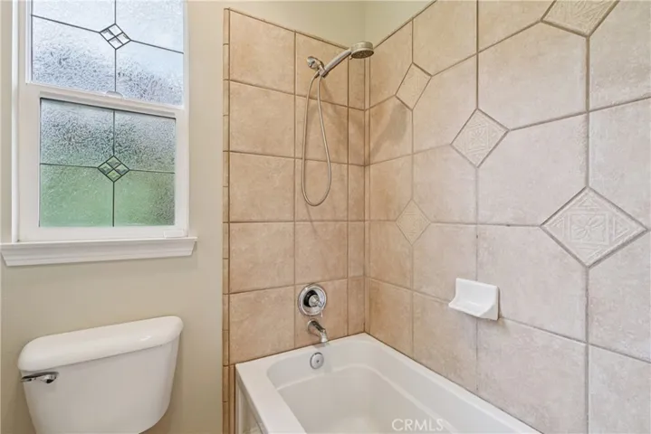 1908 Hazel Nut Court, Agoura Hills, California 91301