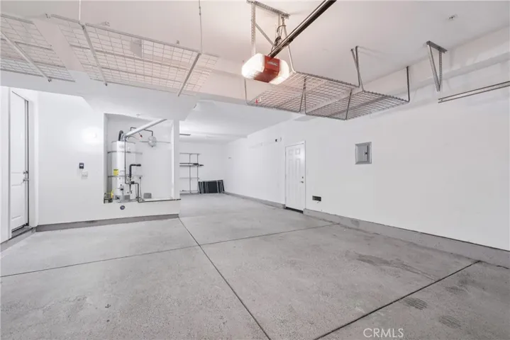 1908 Hazel Nut Court, Agoura Hills, California 91301