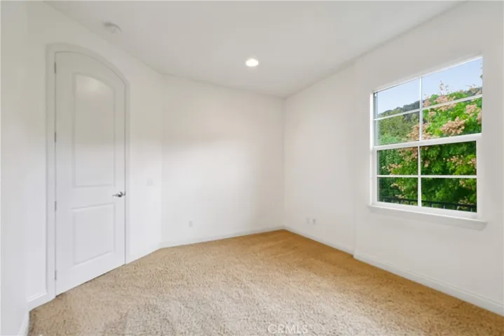 1908 Hazel Nut Court, Agoura Hills, California 91301