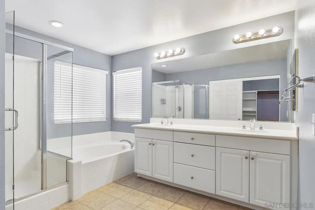1579 Washington Ave, San Jacinto, California 92583 home-pic-38