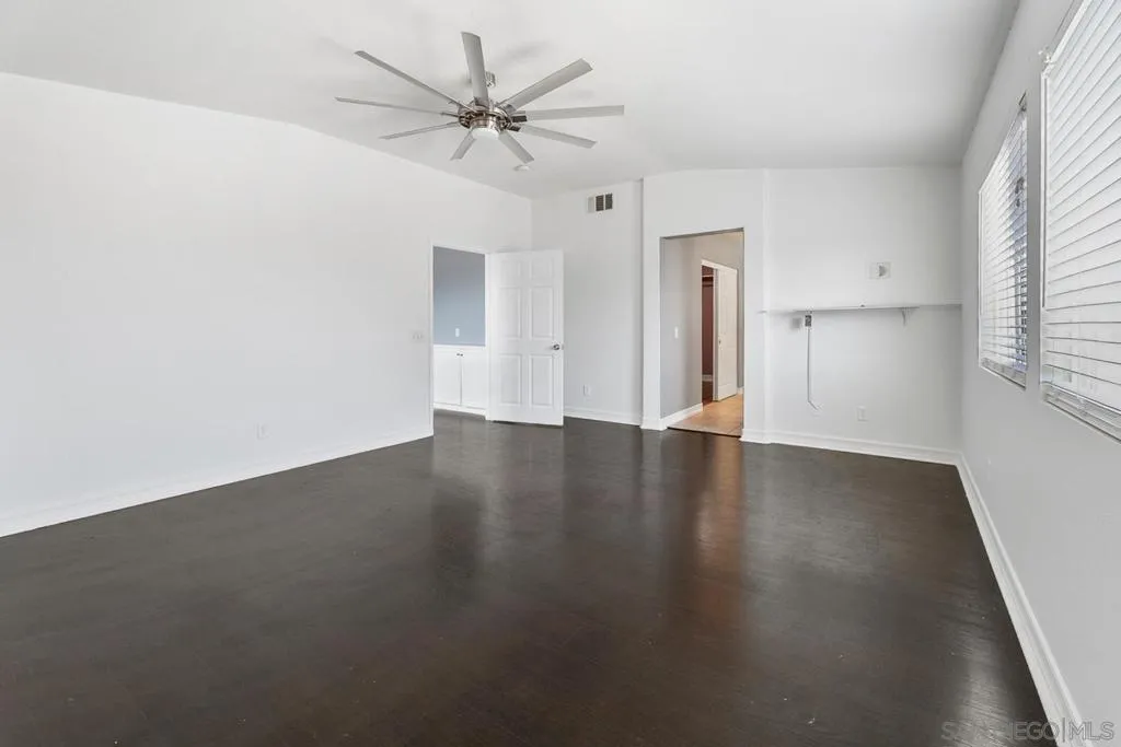 1579 Washington Ave, San Jacinto, California 92583 home-pic-32