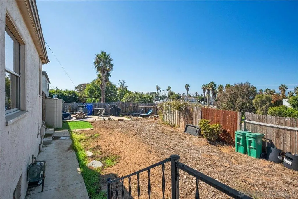 4495 Montalvo St, San Diego, California 92107 home-pic-18