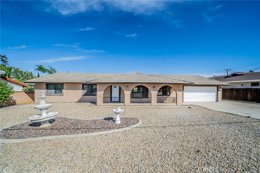 17470 Krameria Avenue, Riverside, California 92504 home-pic-0