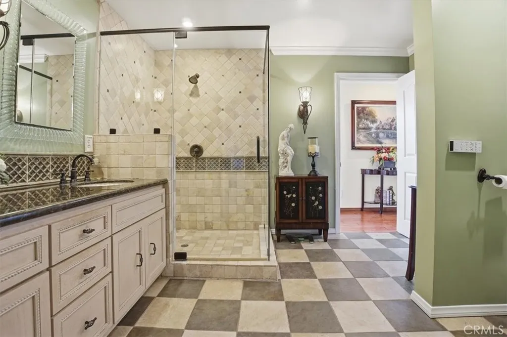 1069 Briarcliff Road, Monrovia, California 91016 home-pic-37