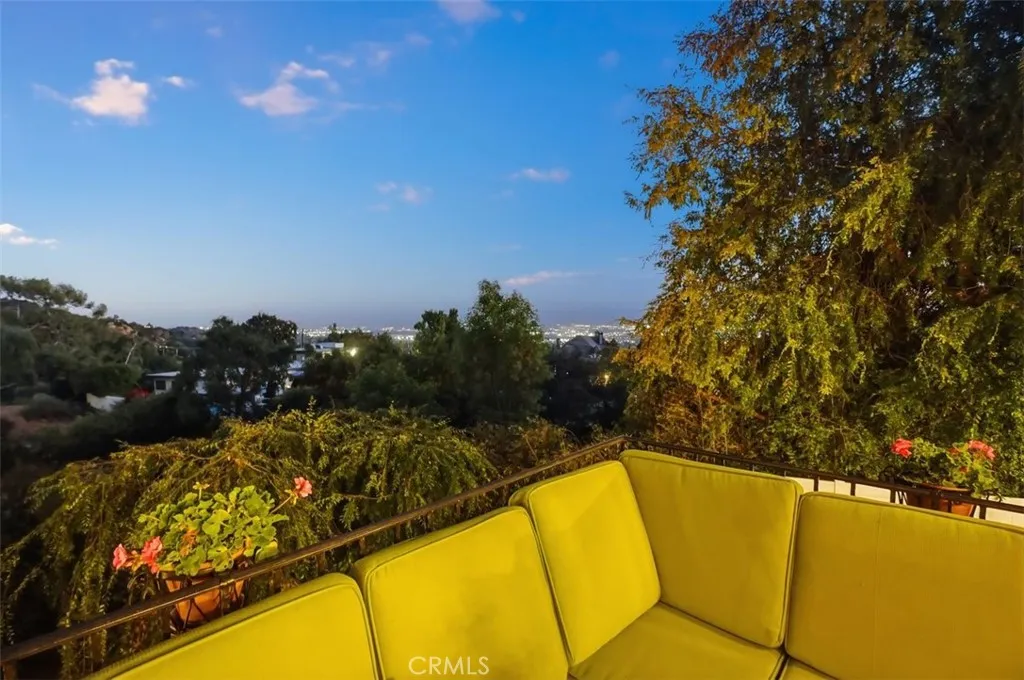 1069 Briarcliff Road, Monrovia, California 91016 home-pic-20