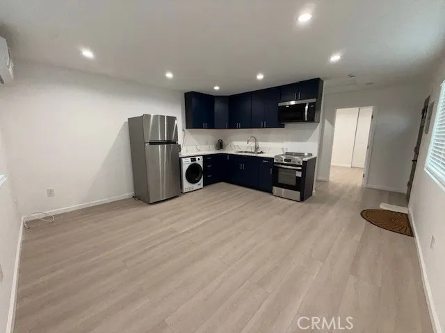 18419 Tuba Street, Northridge, California 91325