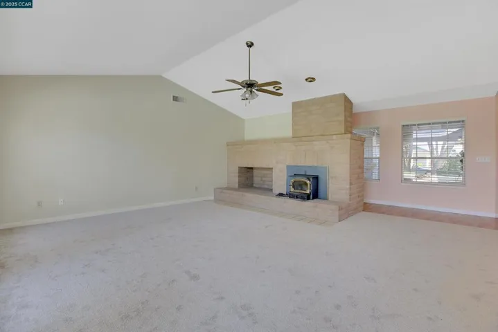 1160 Bryn Mawr Dr, Yuba City, California 95993