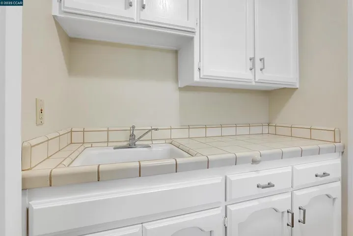 1160 Bryn Mawr Dr, Yuba City, California 95993