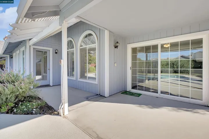 1160 Bryn Mawr Dr, Yuba City, California 95993