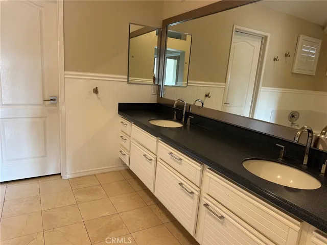 615 Bay Hill, Newport Beach, California 92660