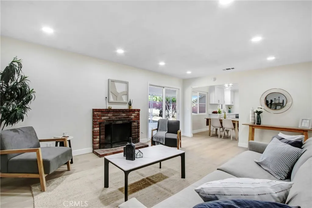 18920 Nandina, Riverside, California 92508 home-pic-10