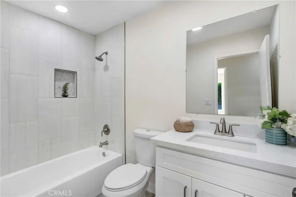 18920 Nandina, Riverside, California 92508 home-pic-18