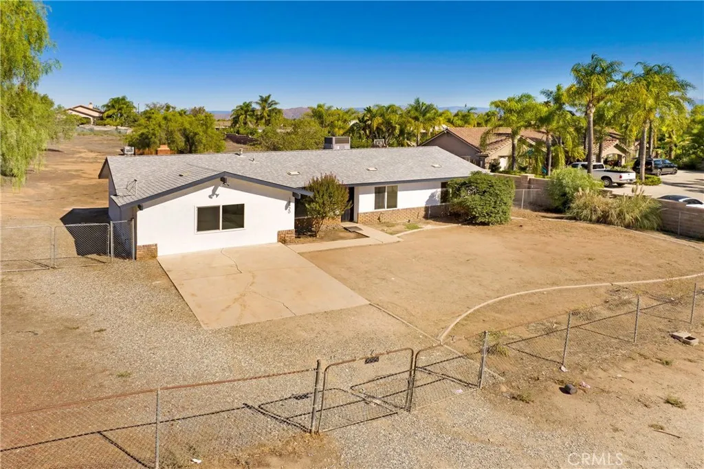 18920 Nandina, Riverside, California 92508 home-pic-19