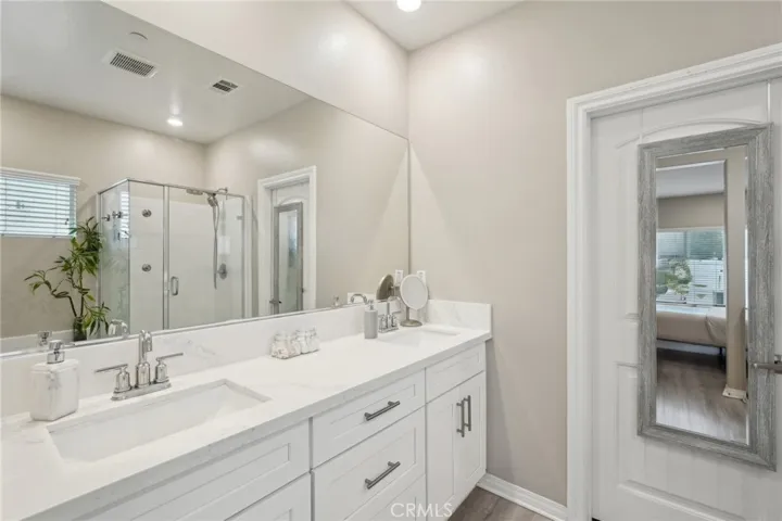 128 Chumash Cove, Perris, California 92570