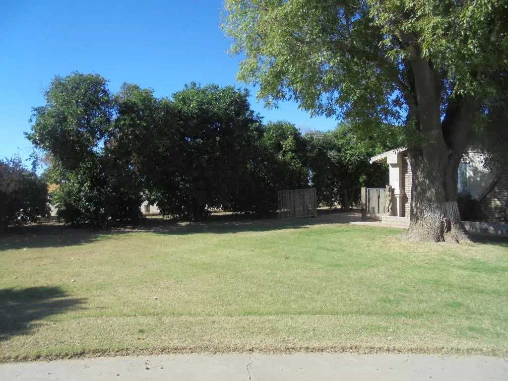 2265 E Chanslor Way, Blythe, California 92225 home-pic-5