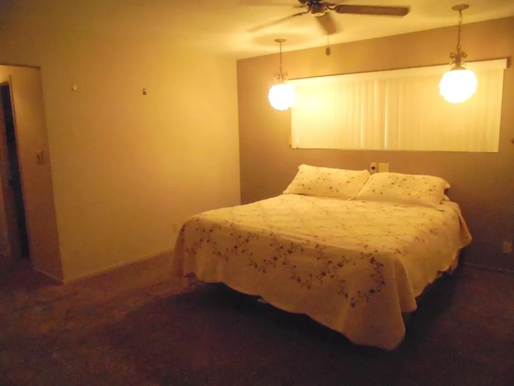 2265 E Chanslor Way, Blythe, California 92225 home-pic-36