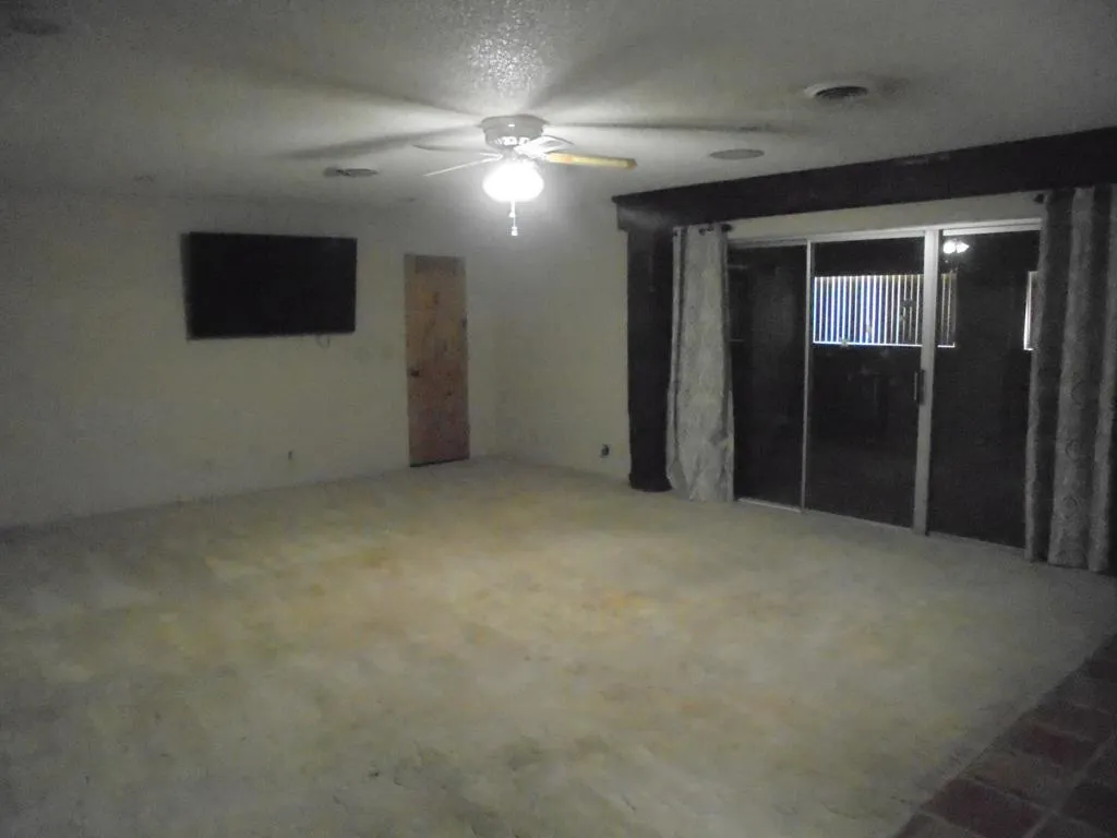 2265 E Chanslor Way, Blythe, California 92225 home-pic-21