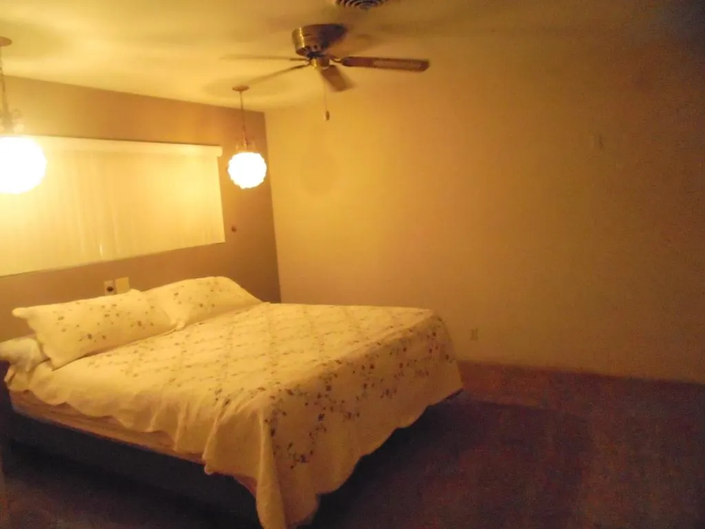 2265 E Chanslor Way, Blythe, California 92225 home-pic-35