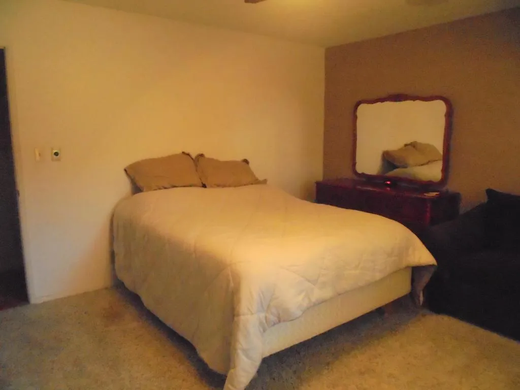 2265 E Chanslor Way, Blythe, California 92225 home-pic-28