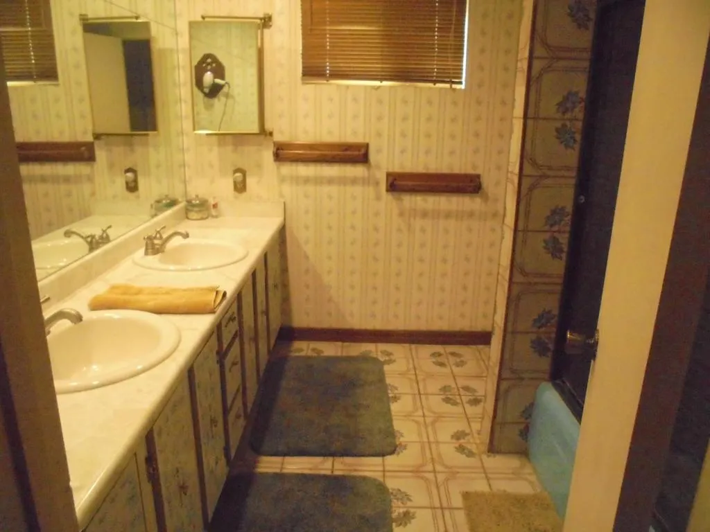 2265 E Chanslor Way, Blythe, California 92225 home-pic-31