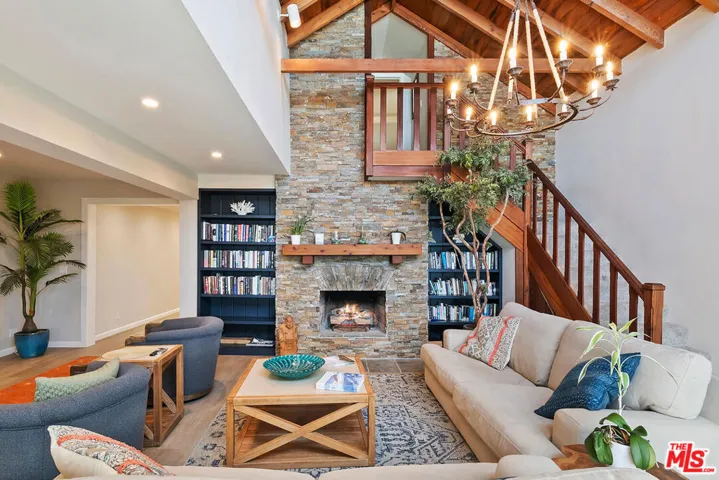 23356 Aka 107 Malibu Colony Road, Malibu, California 90265