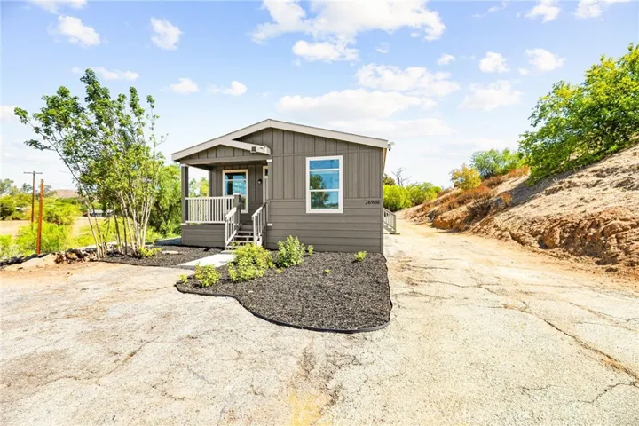 26980 Peach Street, Perris, California 92570