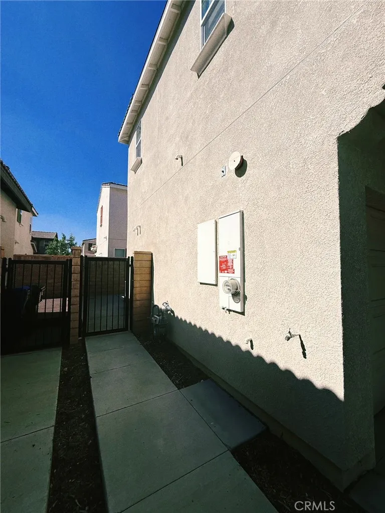 7155 Citrus 227, Fontana, California 92336 home-pic-3
