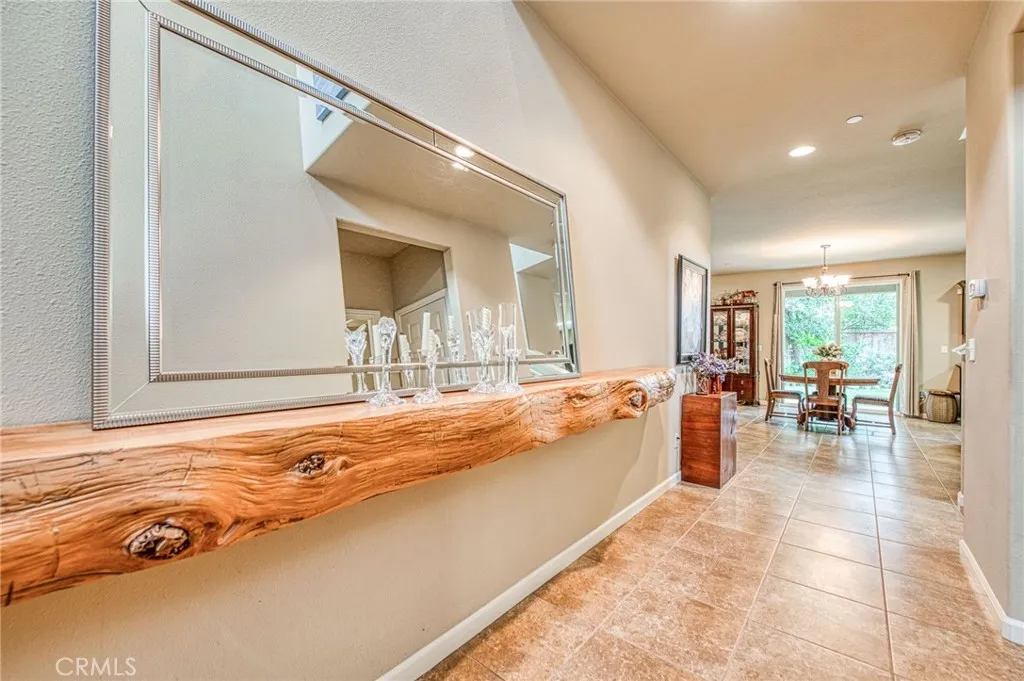 7141 N Lead Avenue, Fresno, California 93711 home-pic-3