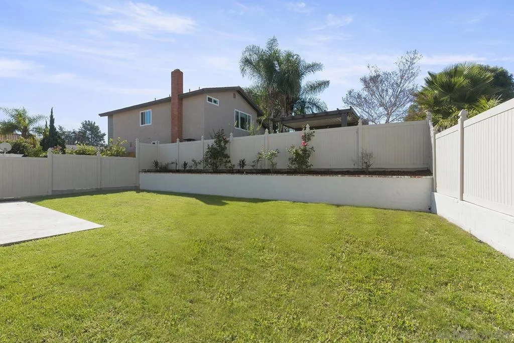 8985 Talca Ct, San Diego, California 92129 home-pic-6