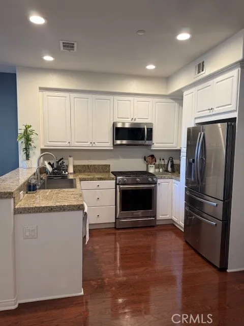 308 W Linden Street, Orange, California 92865 home-pic-5