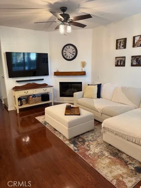 308 W Linden Street, Orange, California 92865 home-pic-3