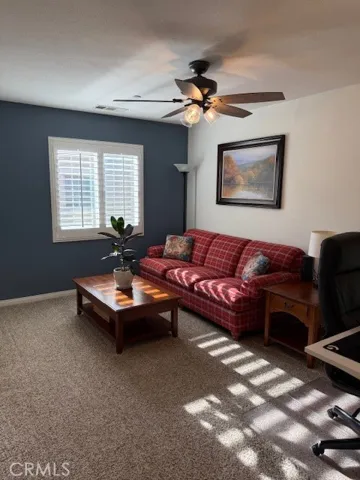 Spacious loft (could be 3rd bedroom)