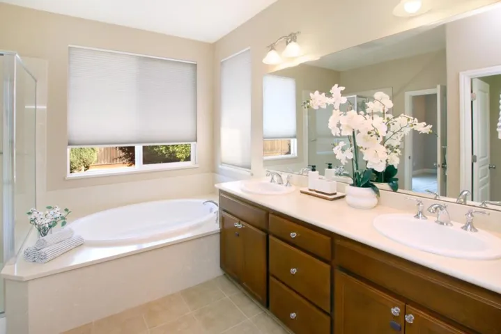 1330 Brigantino Drive, Hollister, California 95023