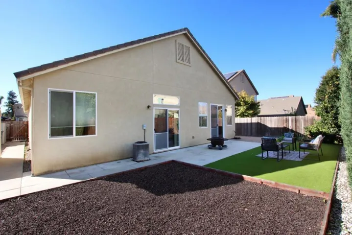 1330 Brigantino Drive, Hollister, California 95023