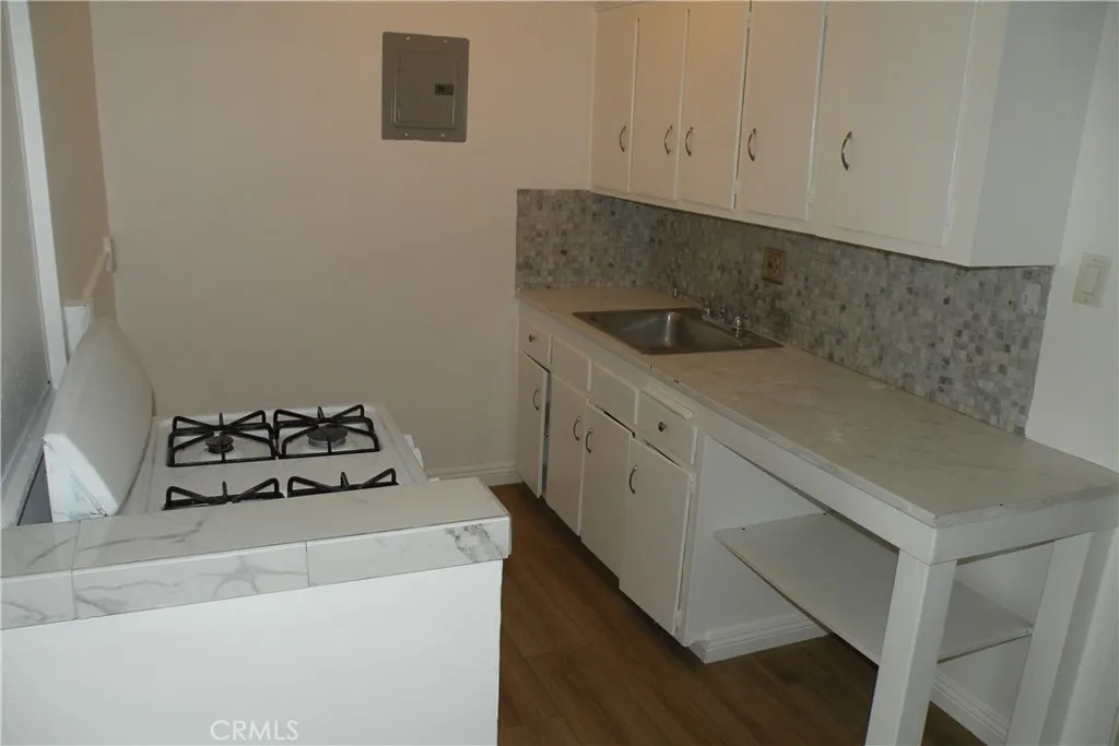 637 N Anna Drive, Anaheim, California 92805 home-pic-19