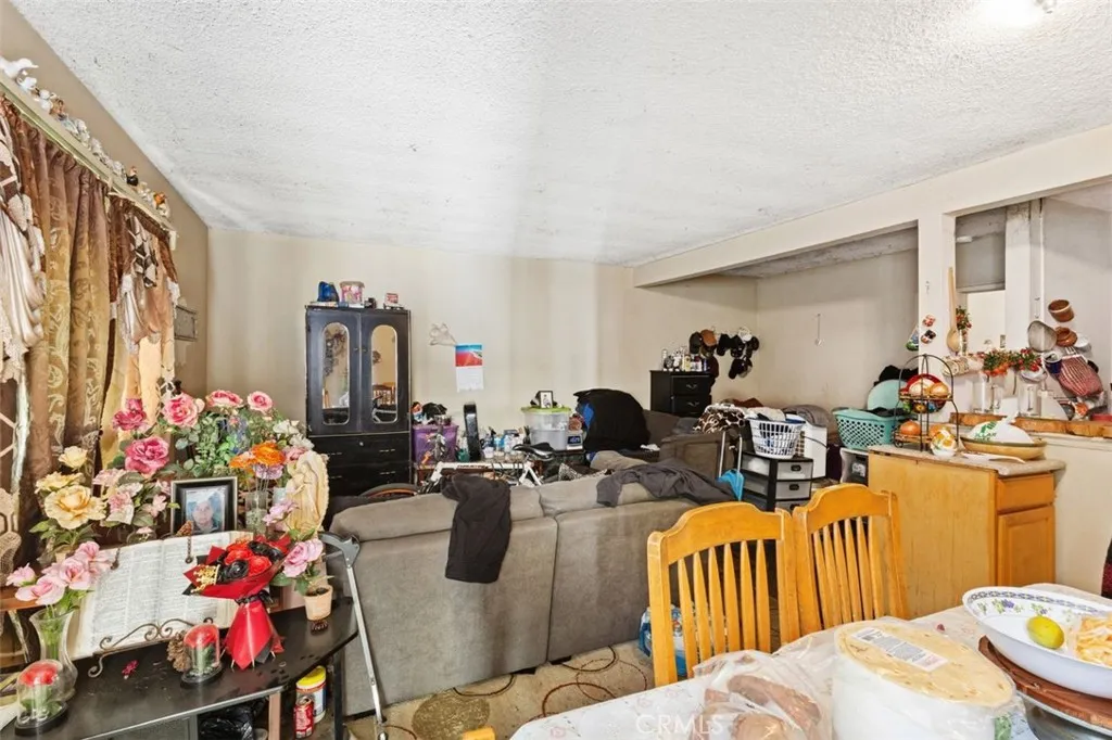 637 N Anna Drive, Anaheim, California 92805 home-pic-13