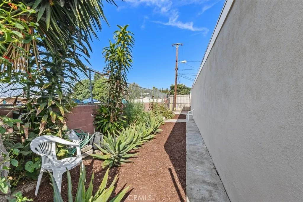 637 N Anna Drive, Anaheim, California 92805 home-pic-6