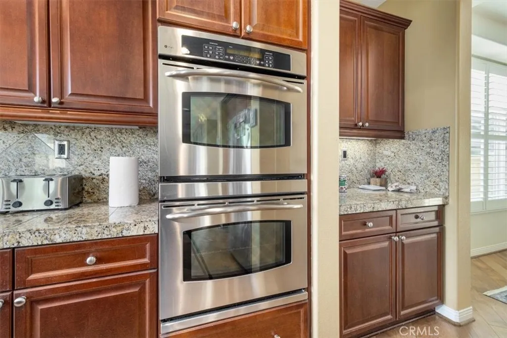 23 Via Palmieki Court, Lake Elsinore, California 92532 home-pic-10