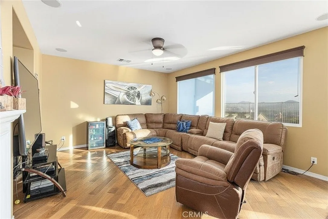 23 Via Palmieki Court, Lake Elsinore, California 92532 home-pic-13