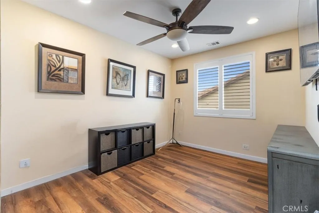 23 Via Palmieki Court, Lake Elsinore, California 92532 home-pic-29