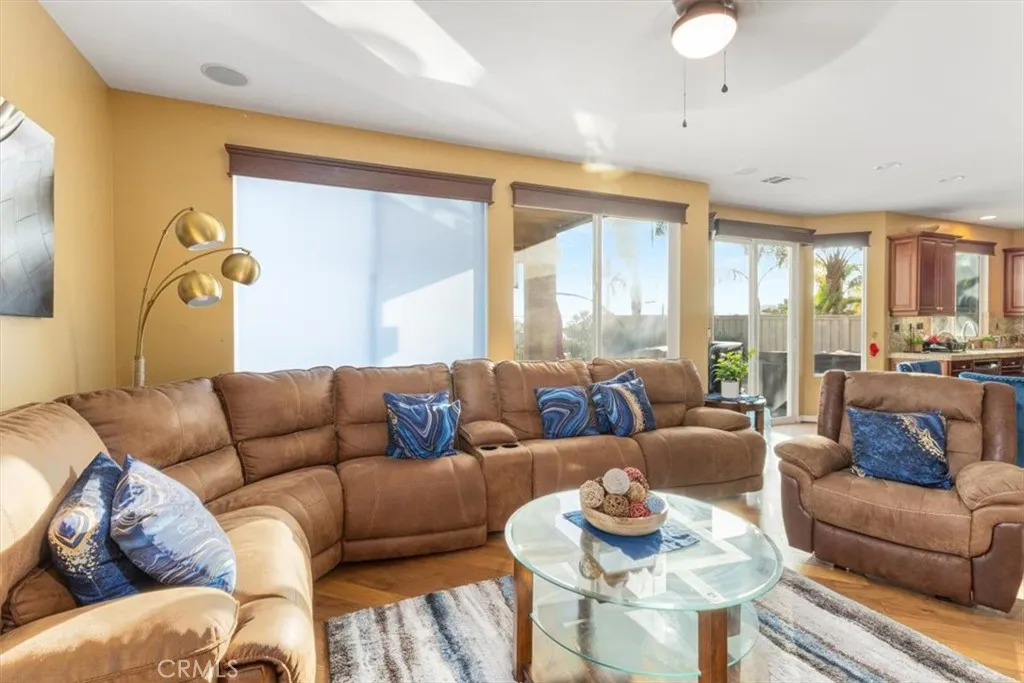 23 Via Palmieki Court, Lake Elsinore, California 92532 home-pic-14