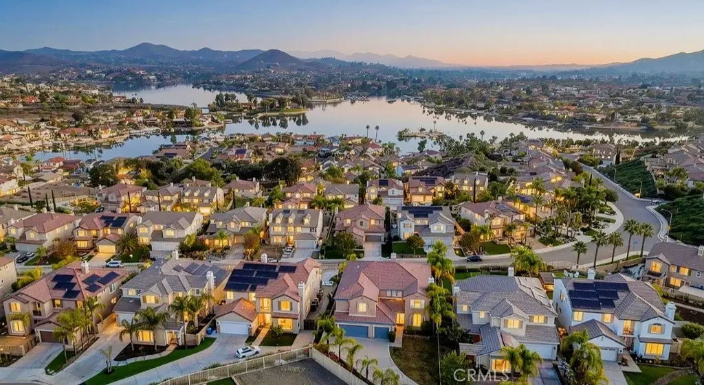 23 Via Palmieki Court, Lake Elsinore, California 92532 home-pic-2