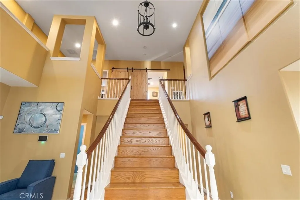 23 Via Palmieki Court, Lake Elsinore, California 92532 home-pic-18