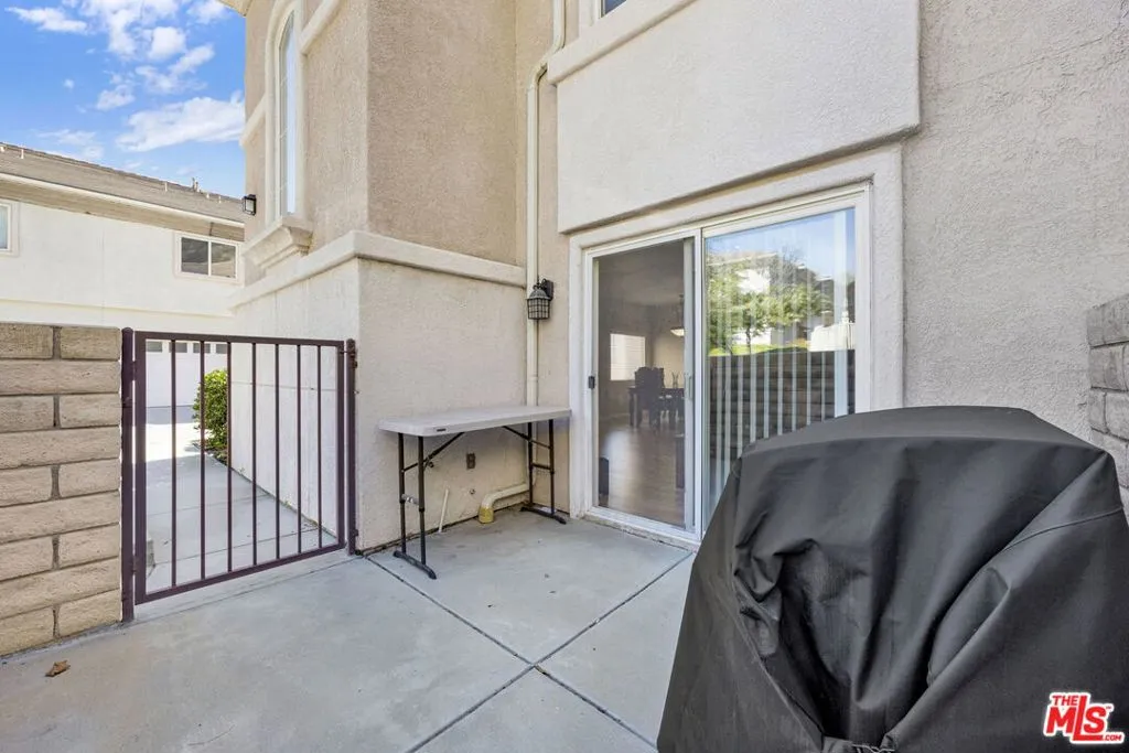 28955 Oak Spring Canyon Road 4, Canyon Country, California 91387 home-pic-28