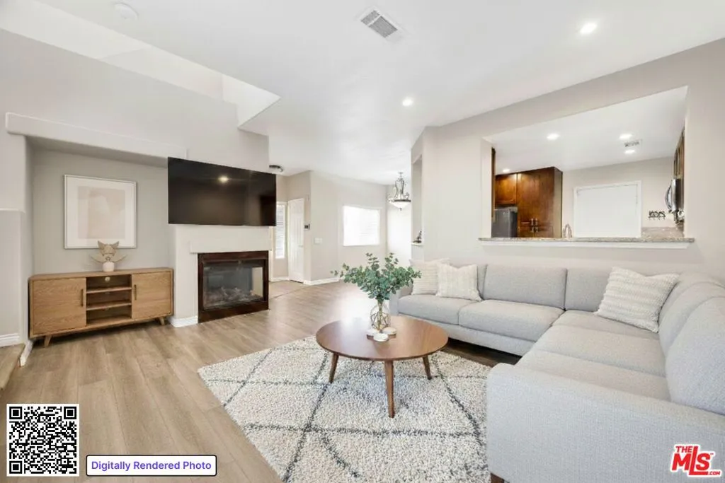 28955 Oak Spring Canyon Road 4, Canyon Country, California 91387 home-pic-2