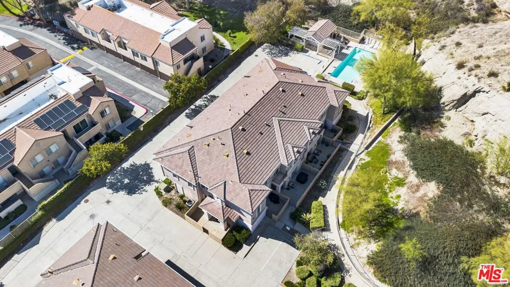 28955 Oak Spring Canyon Road 4, Canyon Country, California 91387 home-pic-33